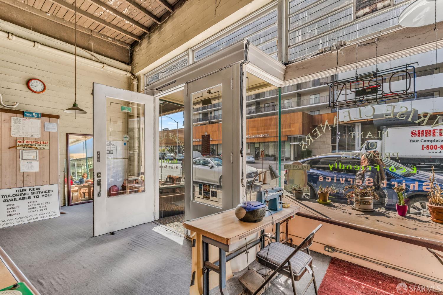 Detail Gallery Image 5 of 28 For 233 Baldwin St, San Mateo,  CA 94401 - – Beds | – Baths