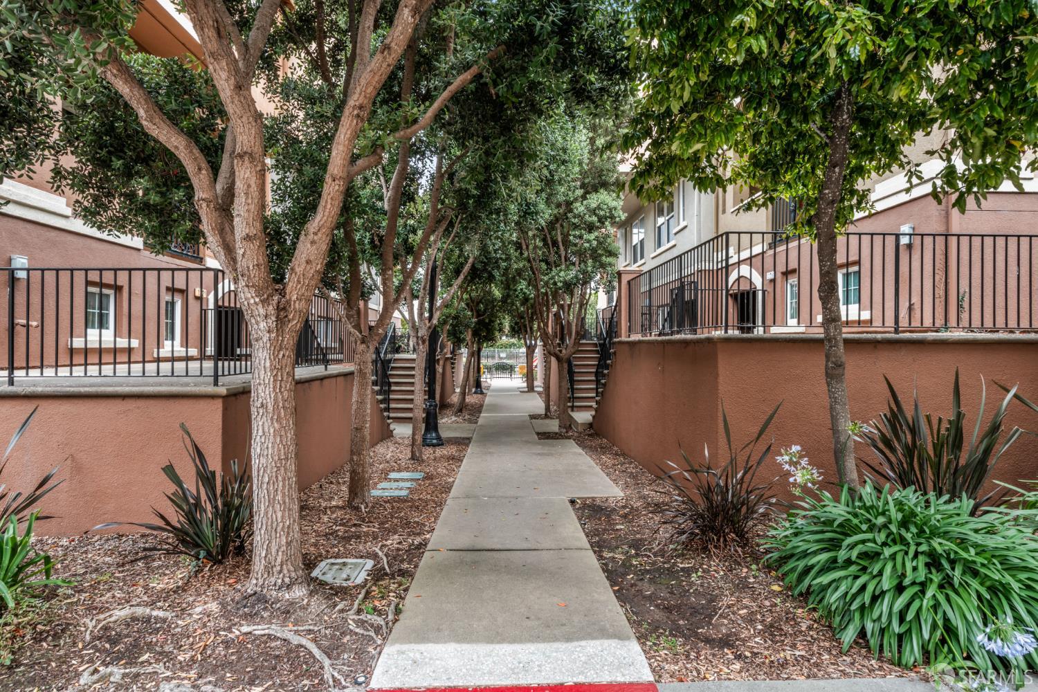 Detail Gallery Image 28 of 45 For 1231 Isabelle Cir, South San Francisco,  CA 94080 - 3 Beds | 2/1 Baths