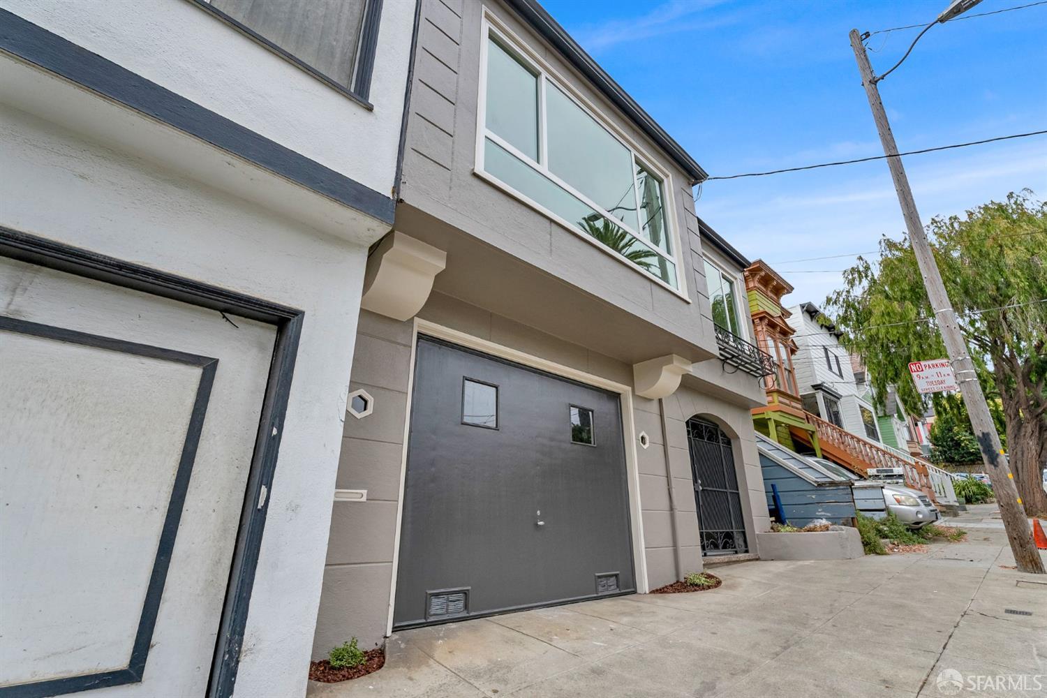 Detail Gallery Image 4 of 80 For 1739 Quesada Ave, San Francisco,  CA 94124 - 3 Beds | 2 Baths