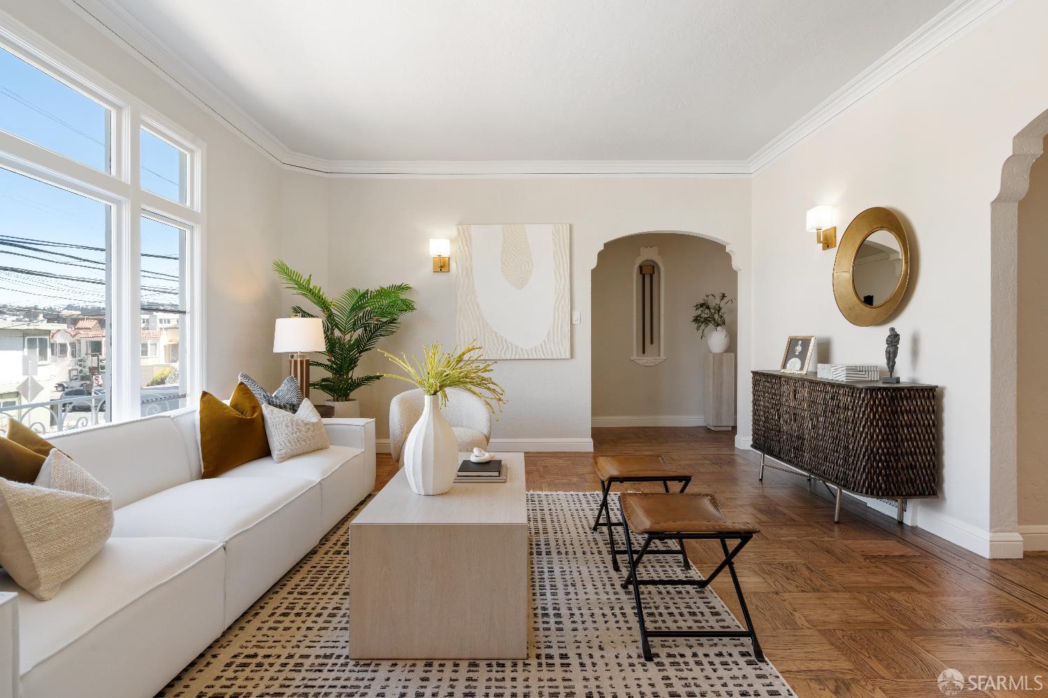 Detail Gallery Image 4 of 40 For 1325 Cayuga Ave, San Francisco,  CA 94112 - 2 Beds | 1 Baths