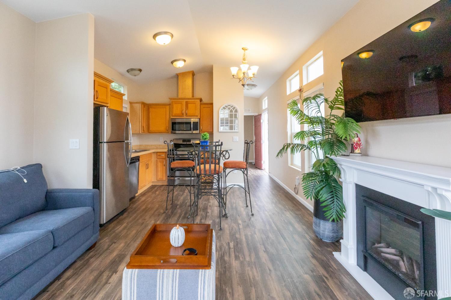Detail Gallery Image 11 of 55 For 125 1st Ave, Pacifica,  CA 94044 - 1 Beds | 1 Baths