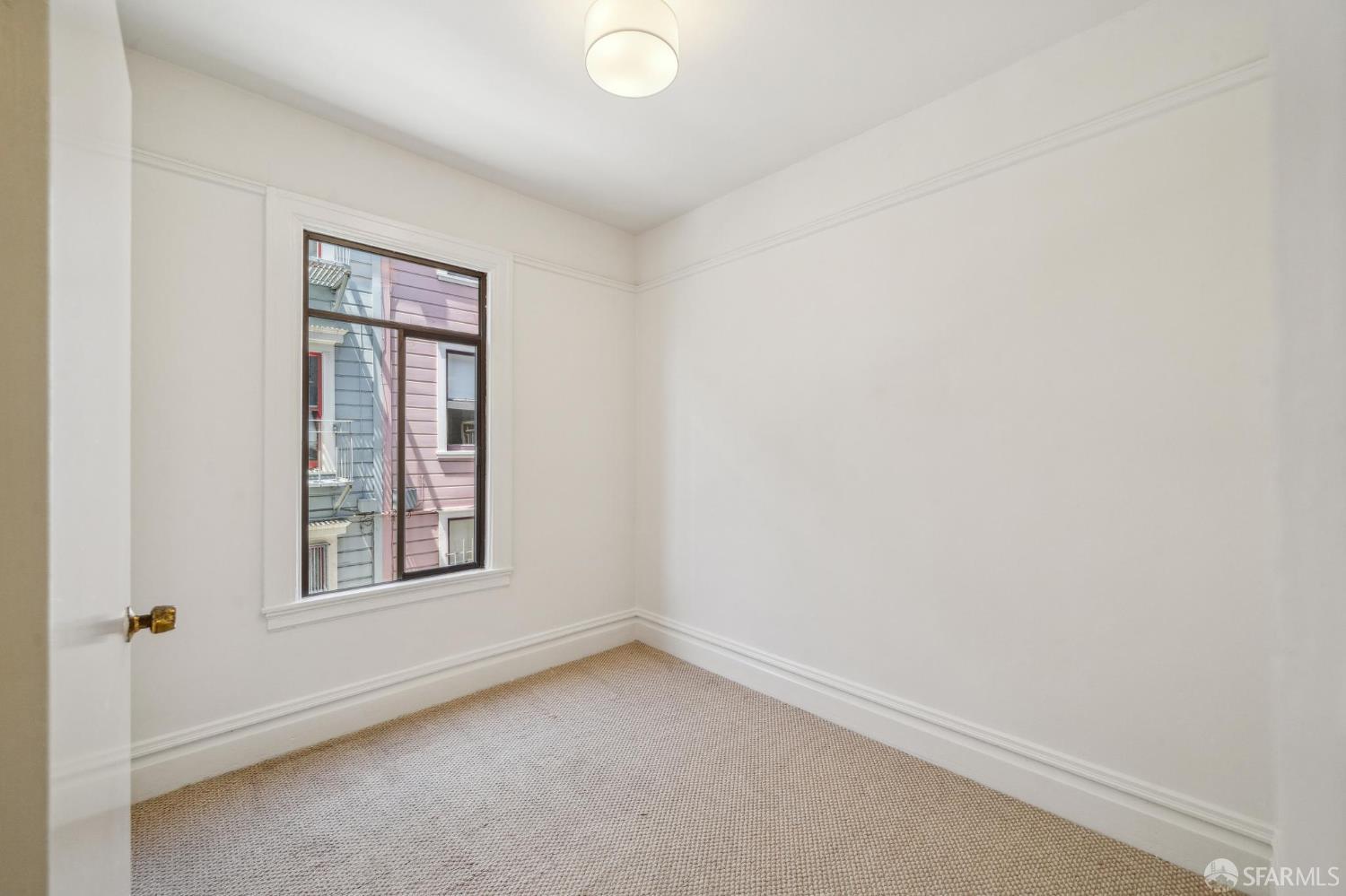 Detail Gallery Image 11 of 18 For 28 Sonoma St, San Francisco,  CA 94133 - – Beds | – Baths