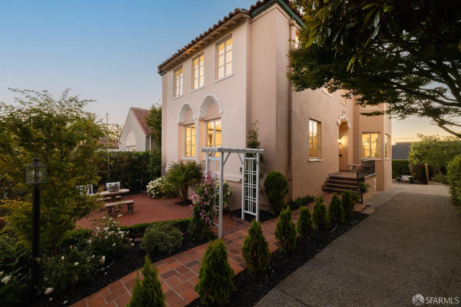 Detail Gallery Image 85 of 94 For 17 Santa Monica Way, San Francisco,  CA 94127 - 5 Beds | 3/1 Baths