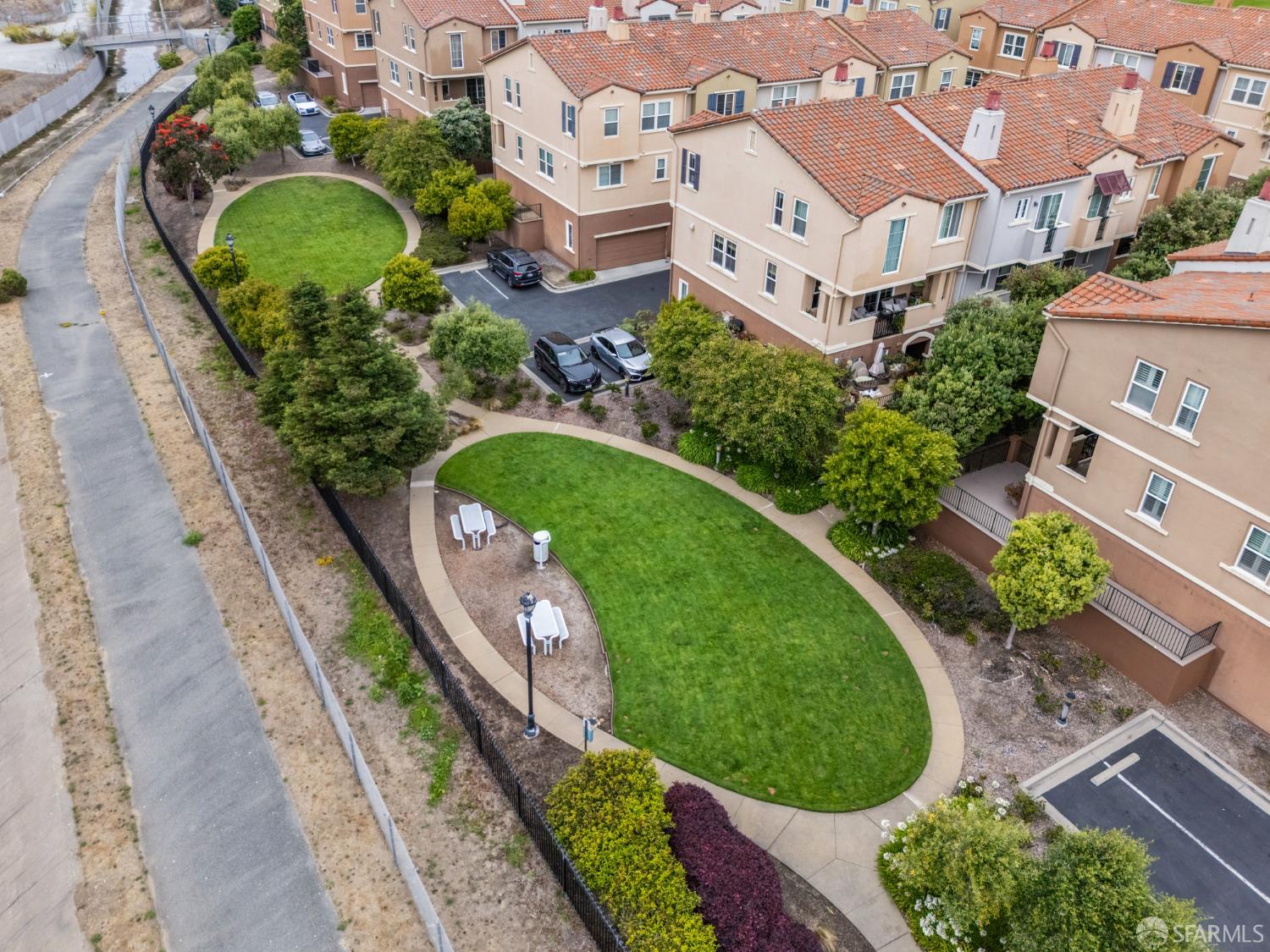 Detail Gallery Image 33 of 45 For 1231 Isabelle Cir, South San Francisco,  CA 94080 - 3 Beds | 2/1 Baths