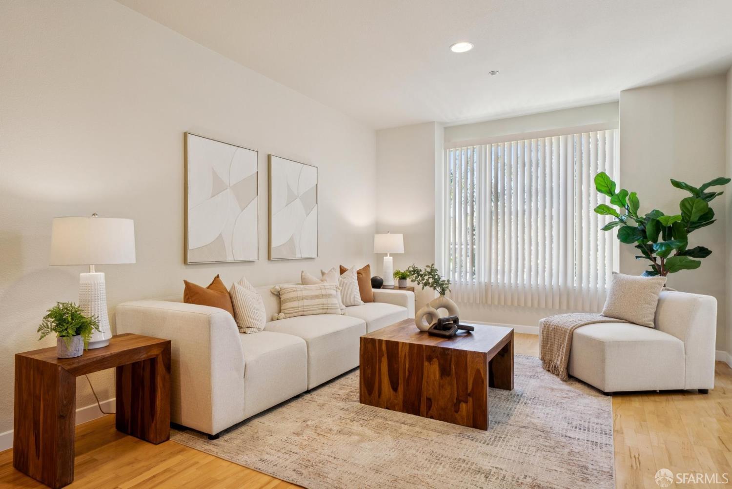 Detail Gallery Image 3 of 30 For 509 N 9th St, San Jose,  CA 95112 - 2 Beds | 2/1 Baths