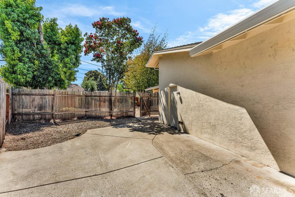 Detail Gallery Image 65 of 70 For 779 Montfield Pl, Concord,  CA 94518 - 3 Beds | 2 Baths