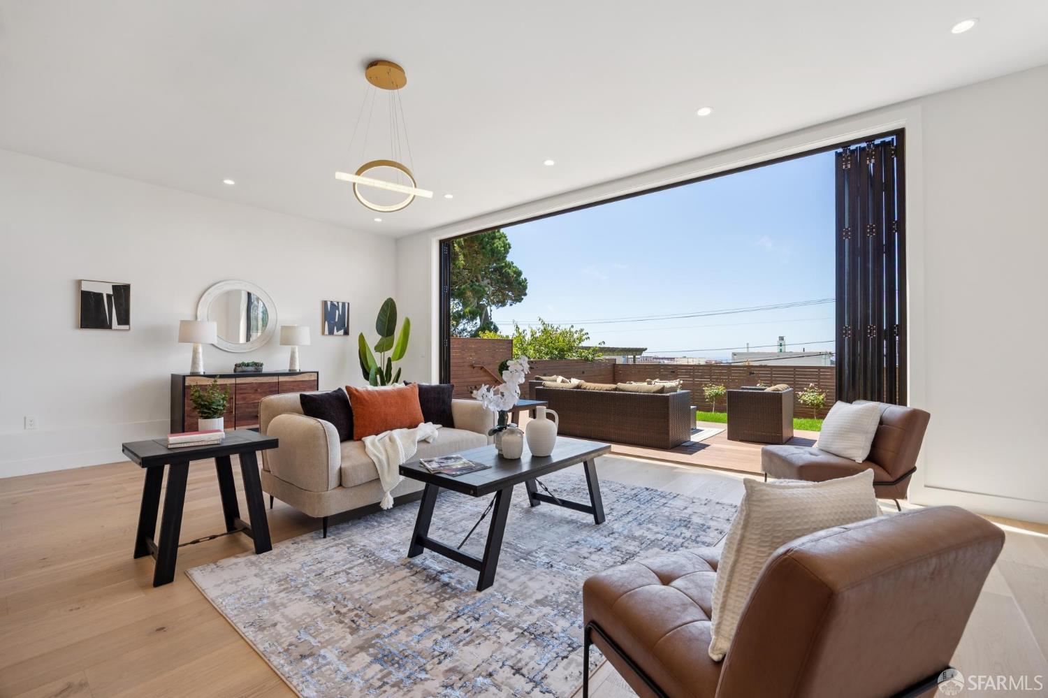 Detail Gallery Image 30 of 50 For 2015 16th Ave, San Francisco,  CA 94116 - 5 Beds | 4 Baths