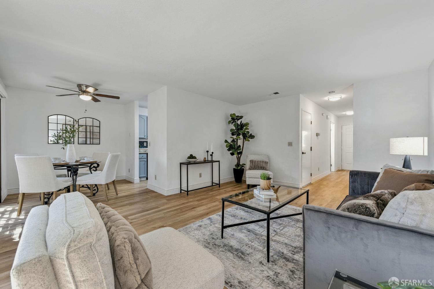Detail Gallery Image 4 of 36 For 8266 Gaunt Ave #F1,  Gilroy,  CA 95020 - 2 Beds | 1/1 Baths