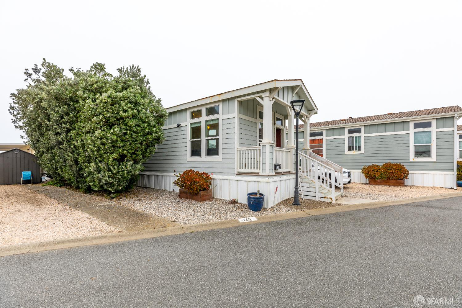 Detail Gallery Image 26 of 55 For 125 1st Ave, Pacifica,  CA 94044 - 1 Beds | 1 Baths