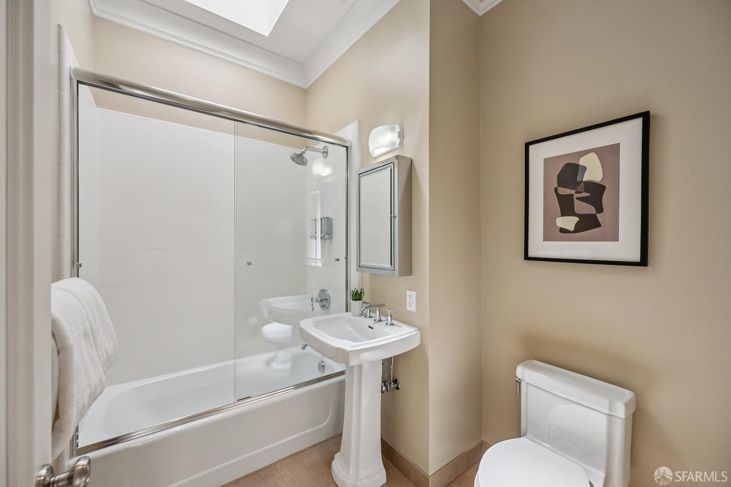 Detail Gallery Image 38 of 51 For 2145 Powell St, San Francisco,  CA 94133 - 2 Beds | 2 Baths