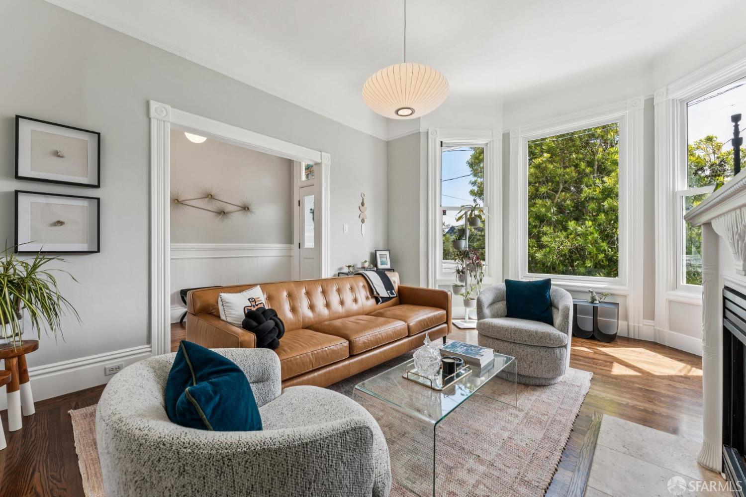 Photo #3: 425067244 Listing 