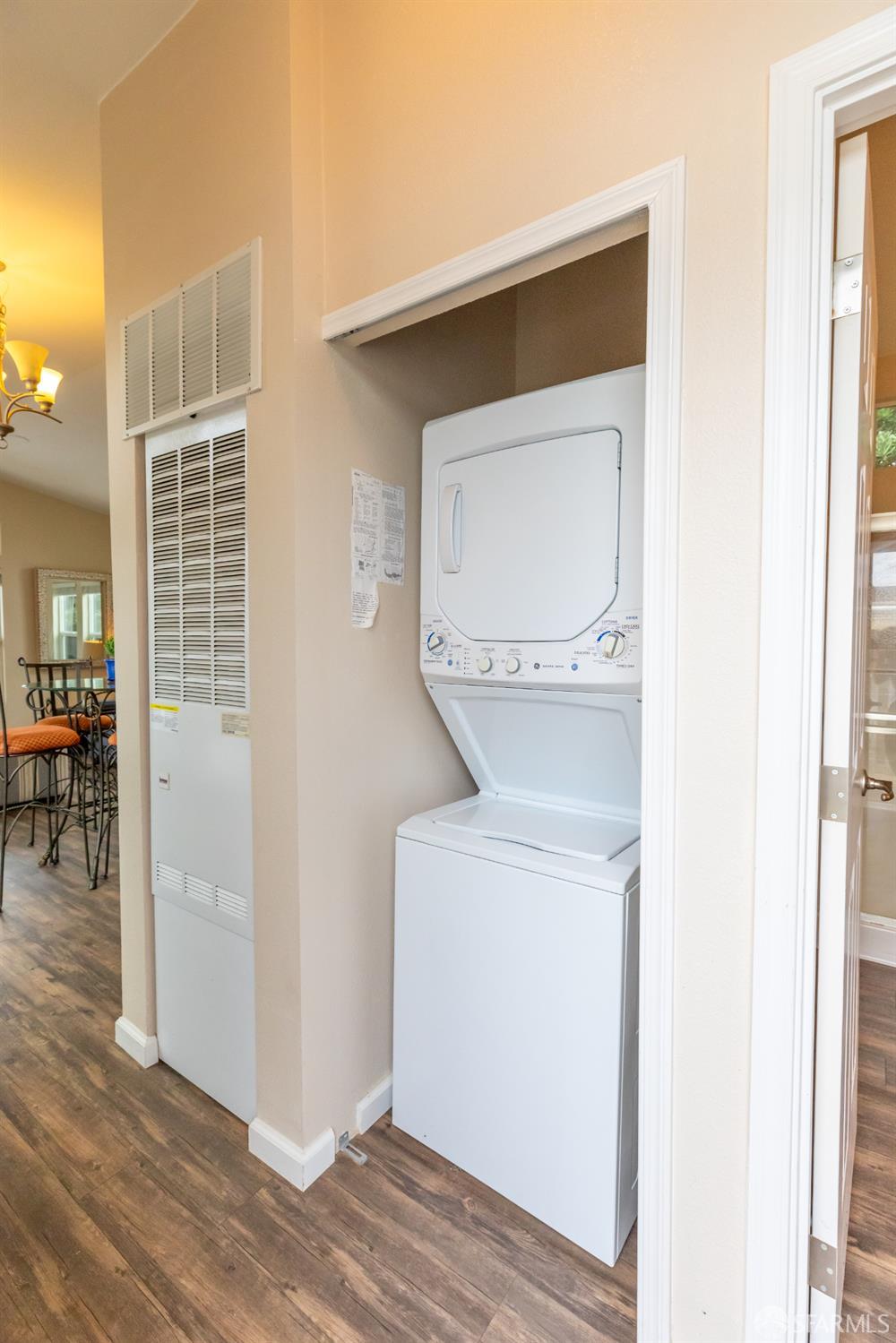Detail Gallery Image 15 of 55 For 125 1st Ave, Pacifica,  CA 94044 - 1 Beds | 1 Baths