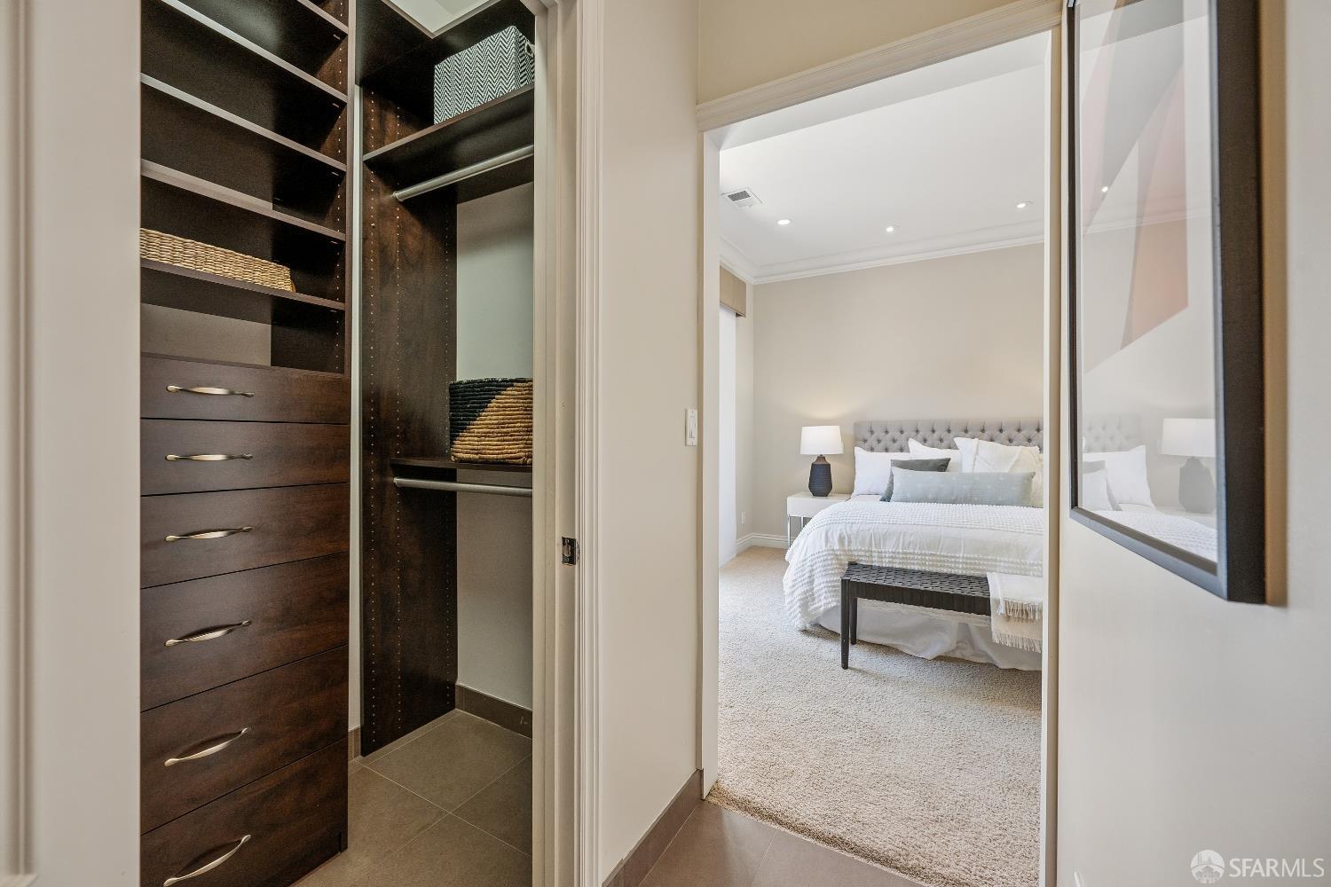 Detail Gallery Image 32 of 51 For 2145 Powell St, San Francisco,  CA 94133 - 2 Beds | 2 Baths