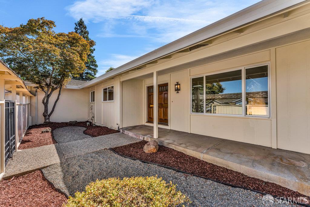 Detail Gallery Image 2 of 70 For 779 Montfield Pl, Concord,  CA 94518 - 3 Beds | 2 Baths