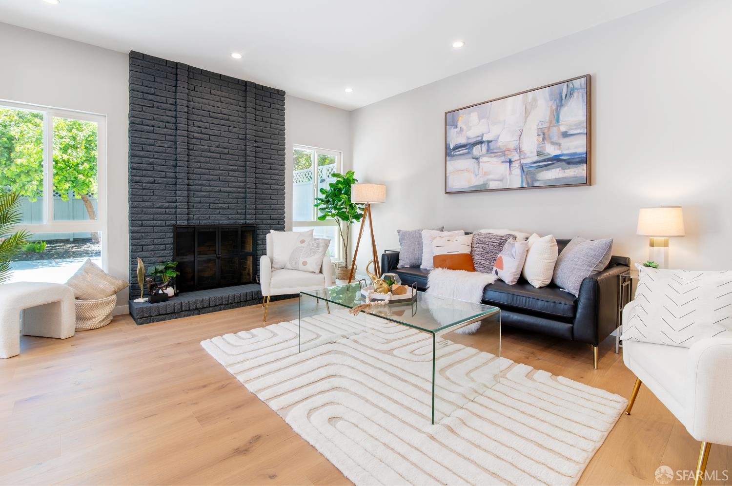 Detail Gallery Image 8 of 37 For 4336 Callan Blvd, Daly City,  CA 94015 - 3 Beds | 2/1 Baths