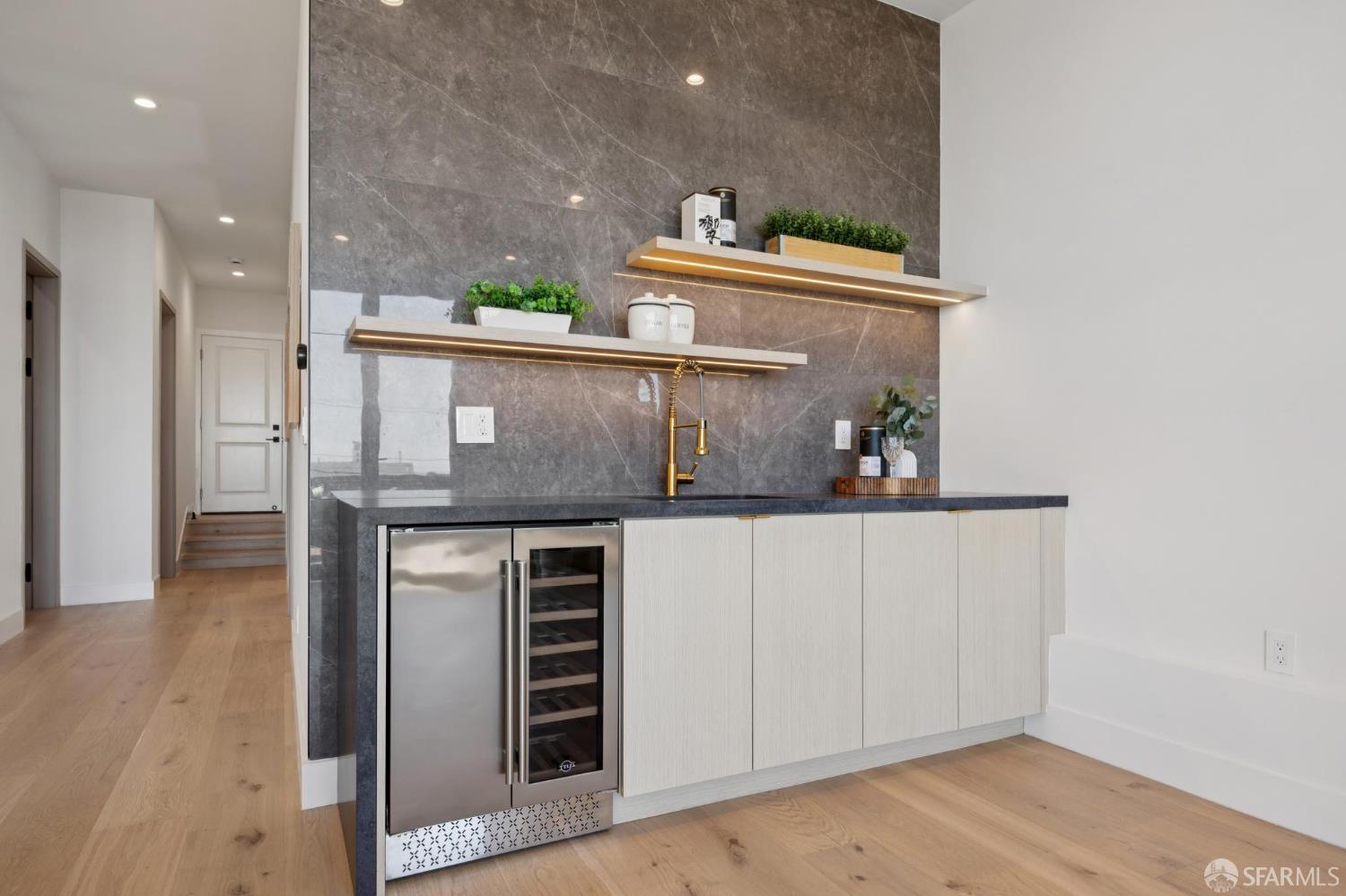 Detail Gallery Image 33 of 50 For 2015 16th Ave, San Francisco,  CA 94116 - 5 Beds | 4 Baths