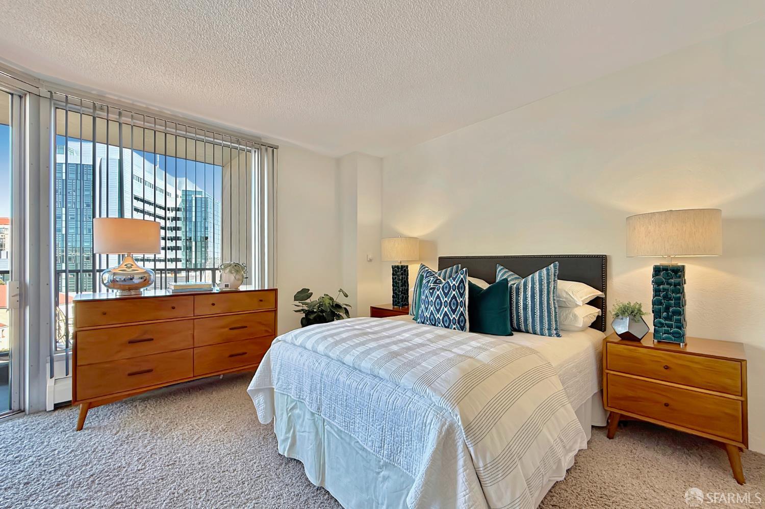 Photo #11: 425067184 Listing: Photo #11