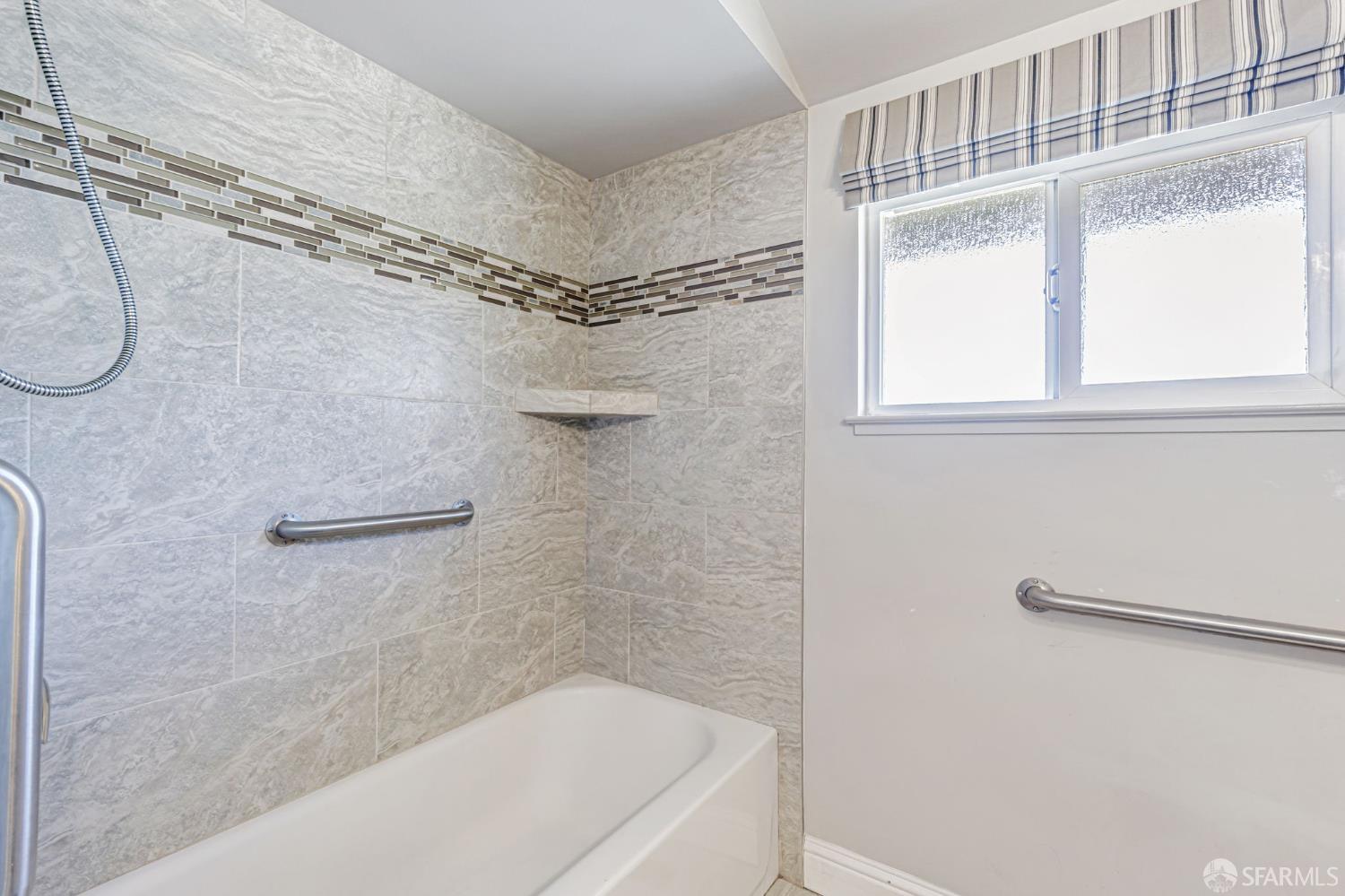 Detail Gallery Image 51 of 63 For 5111 Paul Scarlet Dr, Concord,  CA 94521 - 6 Beds | 3 Baths