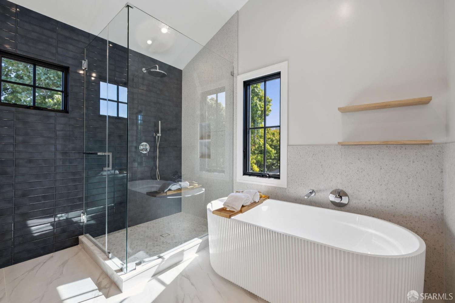 Detail Gallery Image 20 of 28 For 29 Humboldt Rd, Burlingame,  CA 94010 - 4 Beds | 3/1 Baths