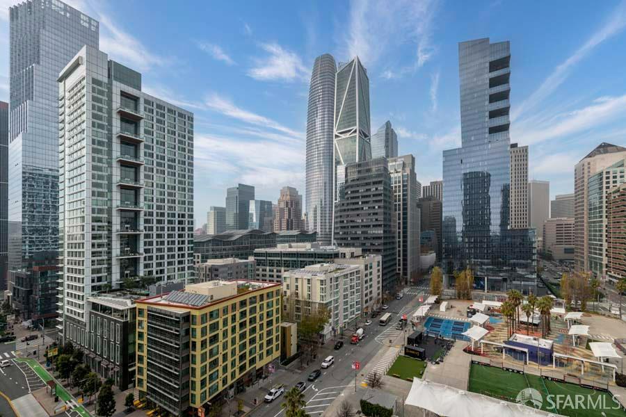 Detail Gallery Image 17 of 33 For 201 Folsom St 15c,  San Francisco,  CA 94105 - 2 Beds | 2 Baths