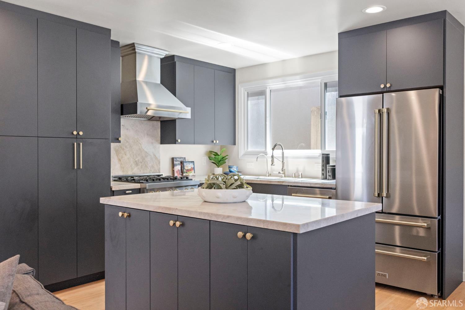 Detail Gallery Image 37 of 51 For 57 Dellbrook Ave, San Francisco,  CA 94131 - 3 Beds | 3 Baths