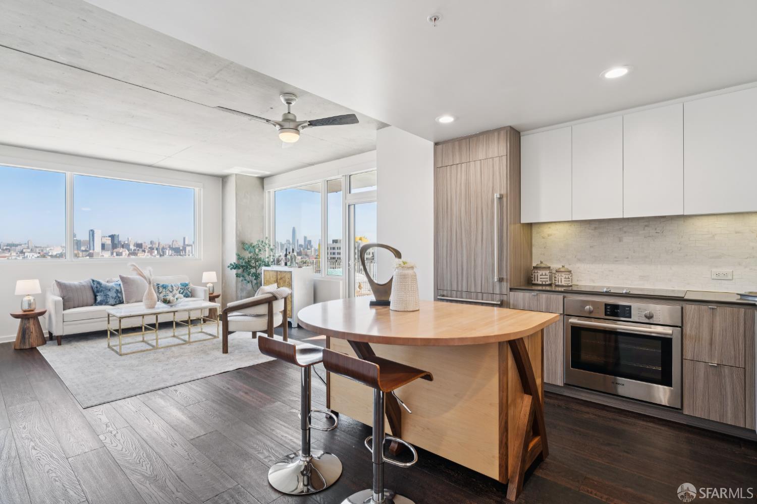 Browse active condo listings in VIDA