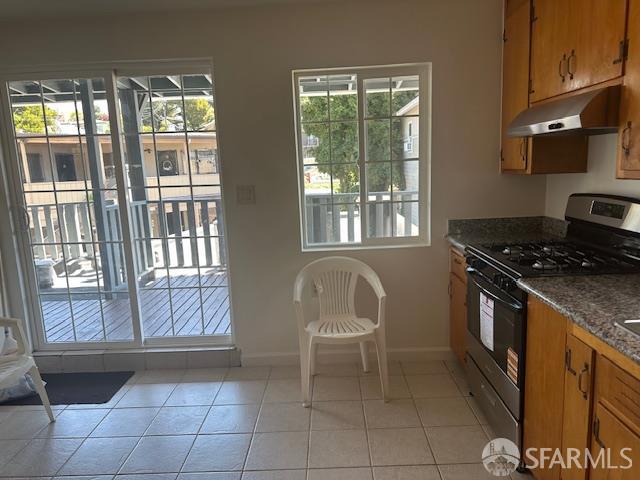Detail Gallery Image 19 of 22 For 2672 Fruitvale Ave, Oakland,  CA 94601 - 4 Beds | 4 Baths