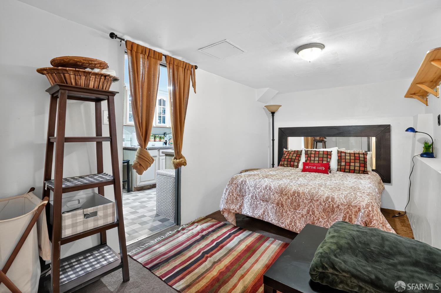 Detail Gallery Image 29 of 32 For 2027 Quesada Ave, San Francisco,  CA 94124 - 3 Beds | 2 Baths
