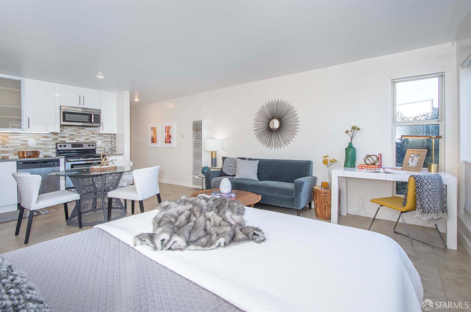 Detail Gallery Image 4 of 15 For 135 Red Rock Way 106l,  San Francisco,  CA 94131 - 0 Beds | 1 Baths