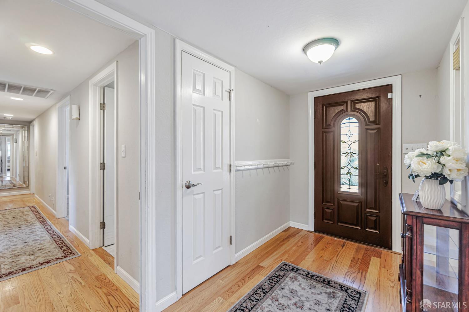 Detail Gallery Image 8 of 63 For 5111 Paul Scarlet Dr, Concord,  CA 94521 - 6 Beds | 3 Baths