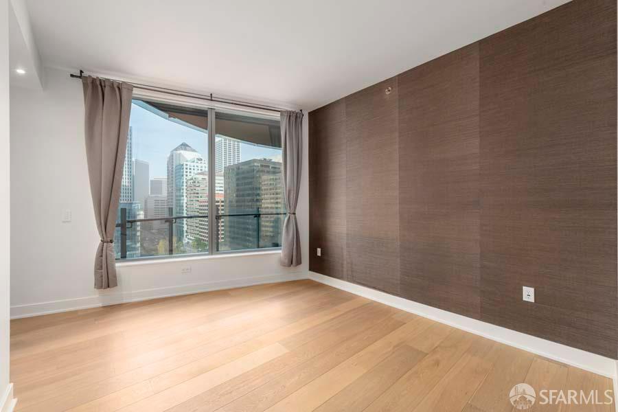 Detail Gallery Image 32 of 33 For 201 Folsom St 15c,  San Francisco,  CA 94105 - 2 Beds | 2 Baths