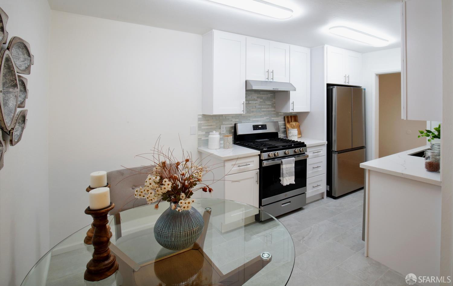 Detail Gallery Image 4 of 17 For 38500 Paseo Padre Pkwy #306,  Fremont,  CA 94536 - 2 Beds | 1 Baths