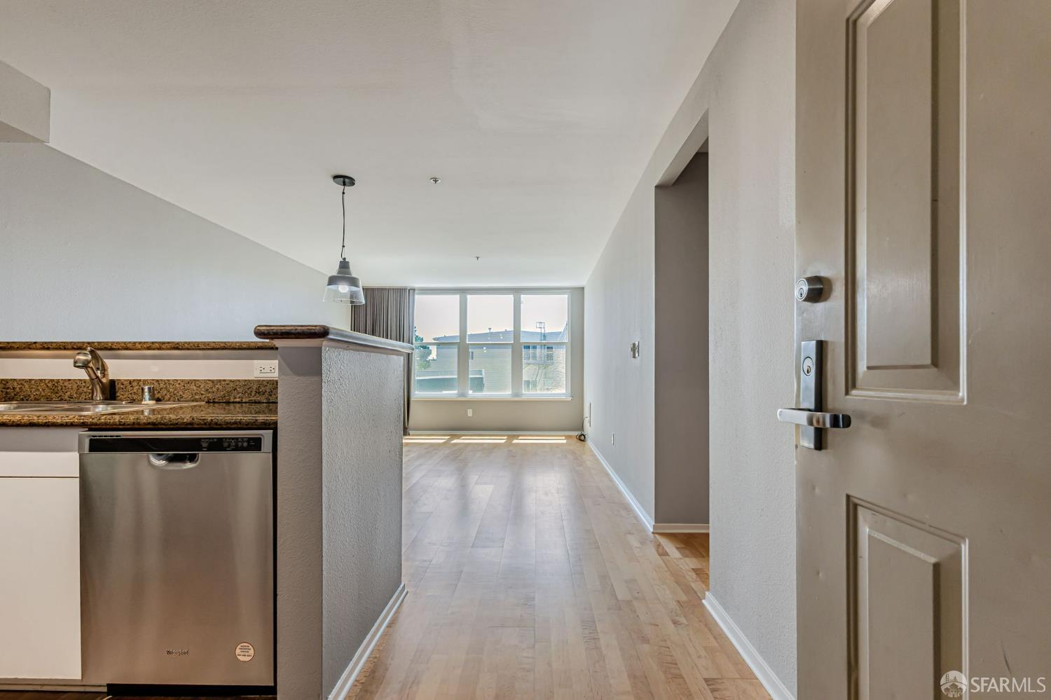 Detail Gallery Image 3 of 22 For 8400 Oceanview Ter #309,  San Francisco,  CA 94132 - 2 Beds | 2 Baths