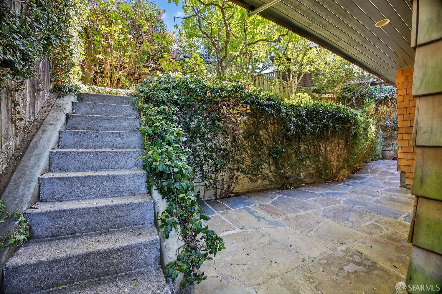 Detail Gallery Image 52 of 59 For 7172 Norfolk Rd, Berkeley,  CA 94705 - 4 Beds | 2/1 Baths