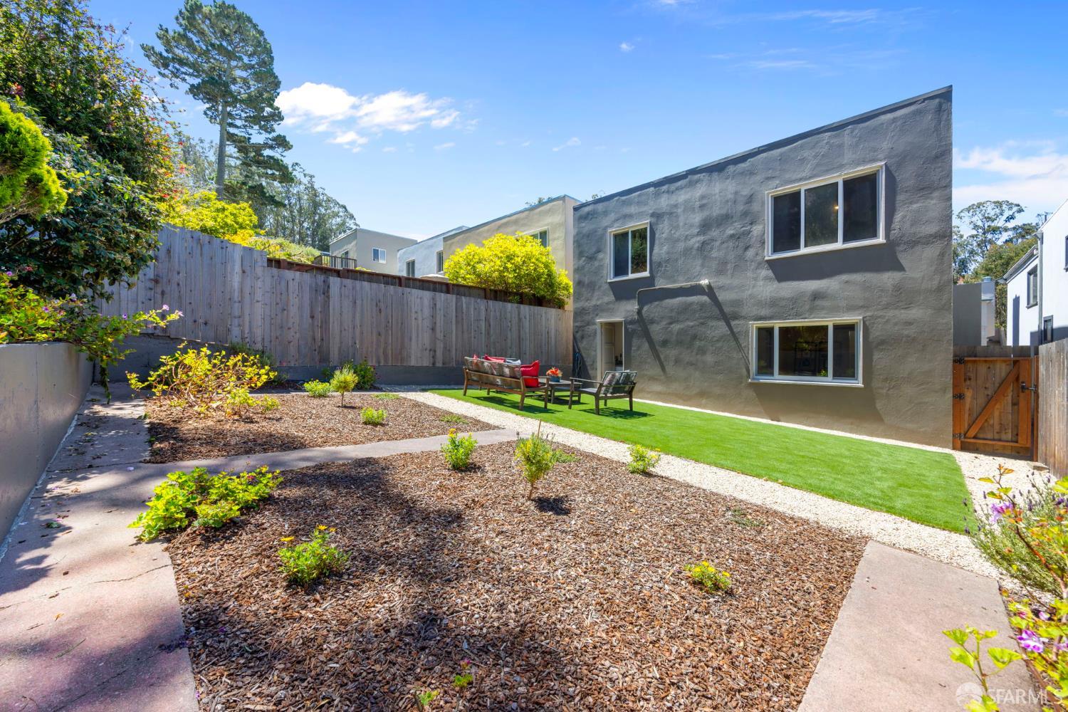 Detail Gallery Image 29 of 51 For 57 Dellbrook Ave, San Francisco,  CA 94131 - 3 Beds | 3 Baths