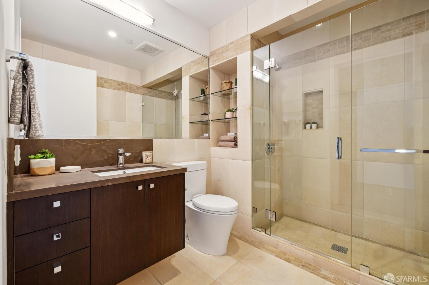 Photo #27: 425065620 Listing: Photo #27