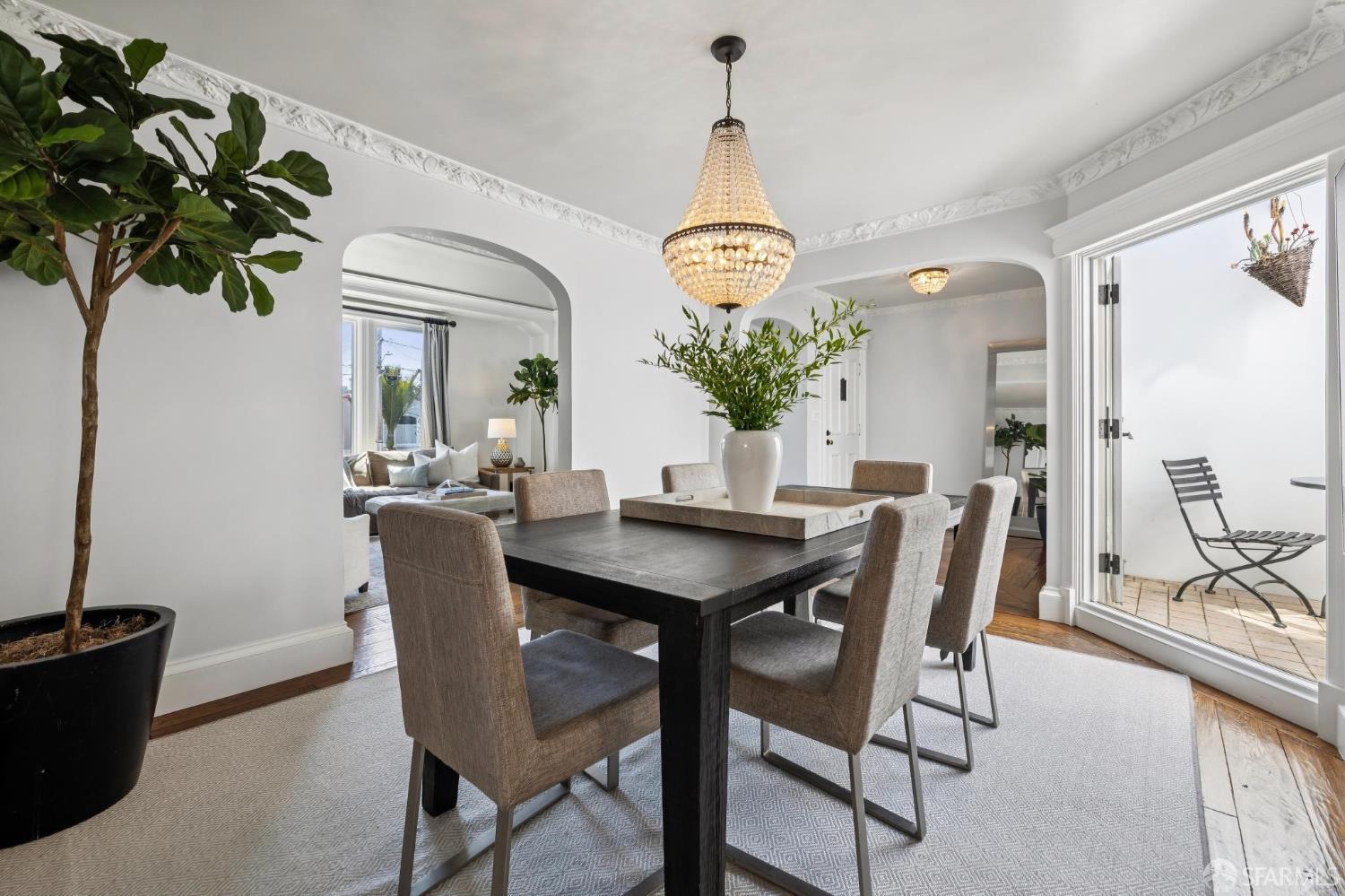 Detail Gallery Image 8 of 39 For 2663 17th Ave, San Francisco,  CA 94116 - 3 Beds | 2/1 Baths