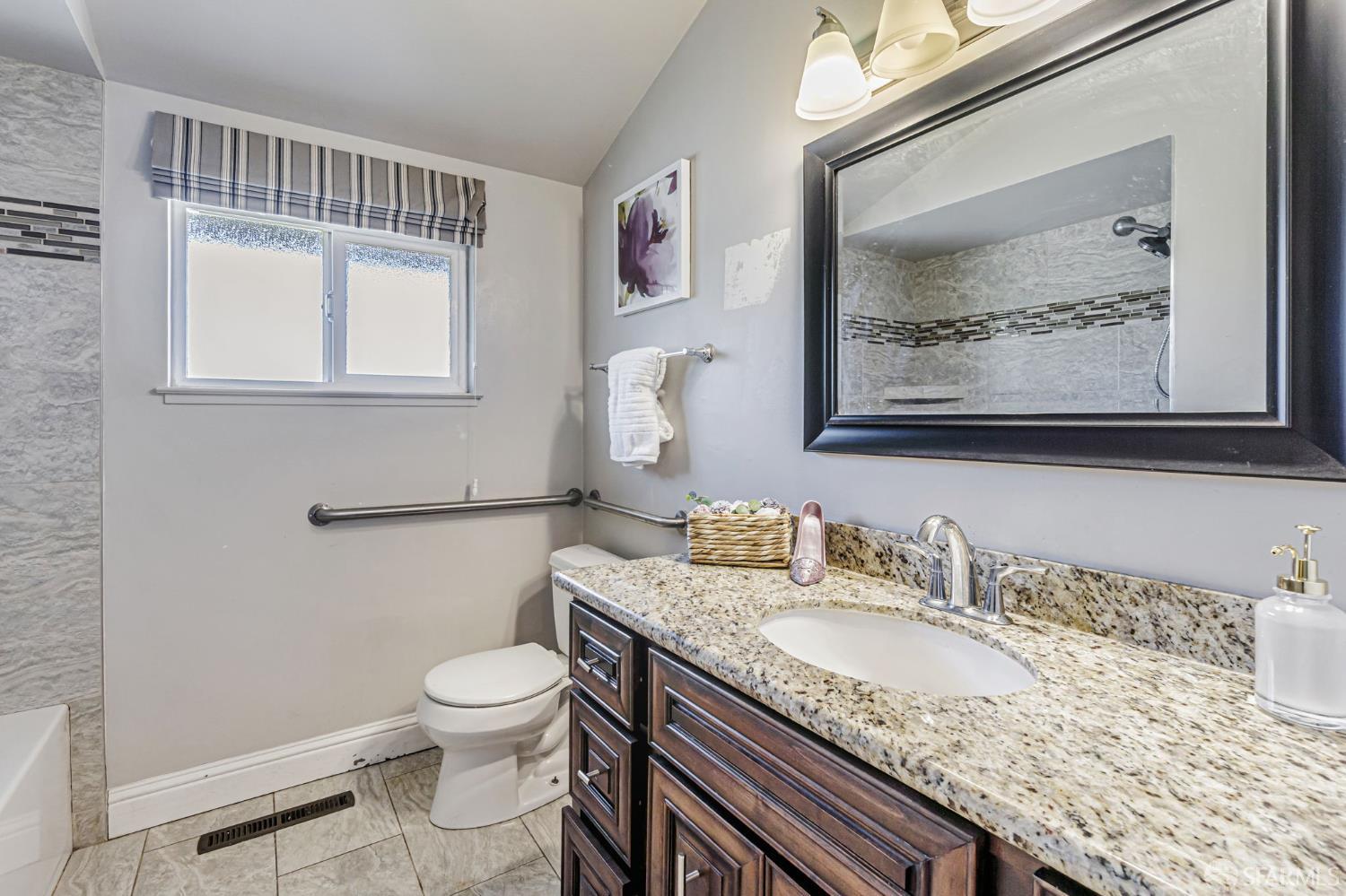 Detail Gallery Image 50 of 63 For 5111 Paul Scarlet Dr, Concord,  CA 94521 - 6 Beds | 3 Baths