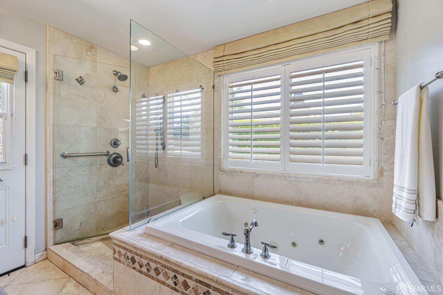 Detail Gallery Image 45 of 63 For 5111 Paul Scarlet Dr, Concord,  CA 94521 - 6 Beds | 3 Baths