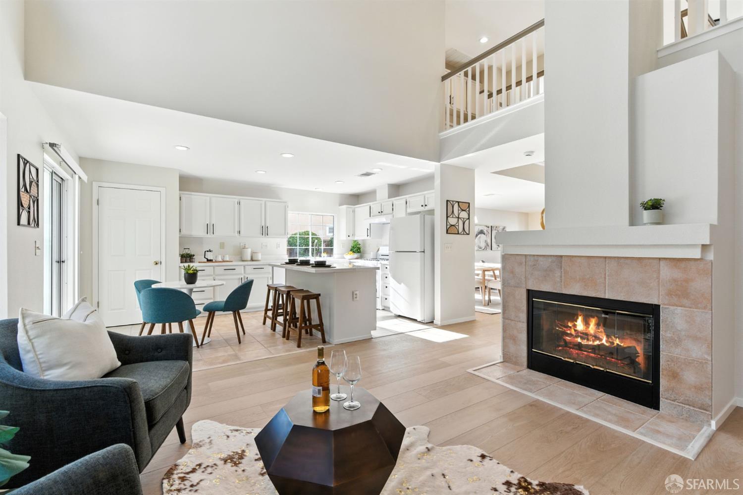 Detail Gallery Image 8 of 19 For 275 Brady Ct, Martinez,  CA 94553 - 4 Beds | 2/1 Baths