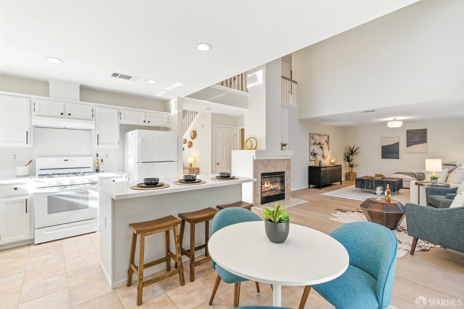 Detail Gallery Image 12 of 19 For 275 Brady Ct, Martinez,  CA 94553 - 4 Beds | 2/1 Baths