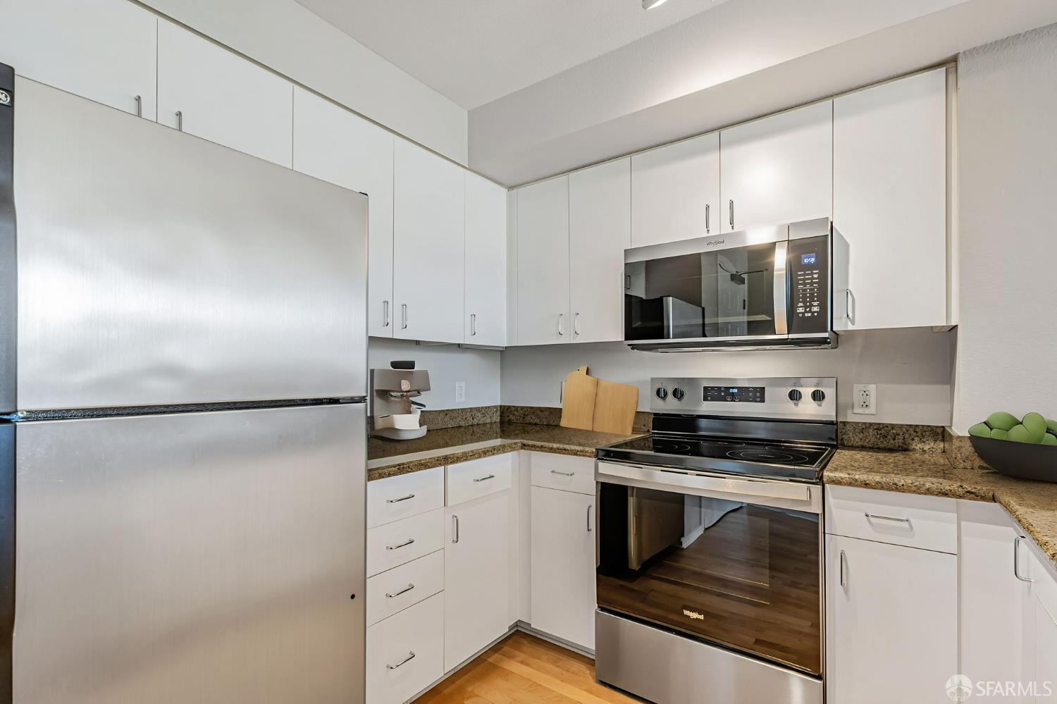 Detail Gallery Image 5 of 22 For 8400 Oceanview Ter #309,  San Francisco,  CA 94132 - 2 Beds | 2 Baths