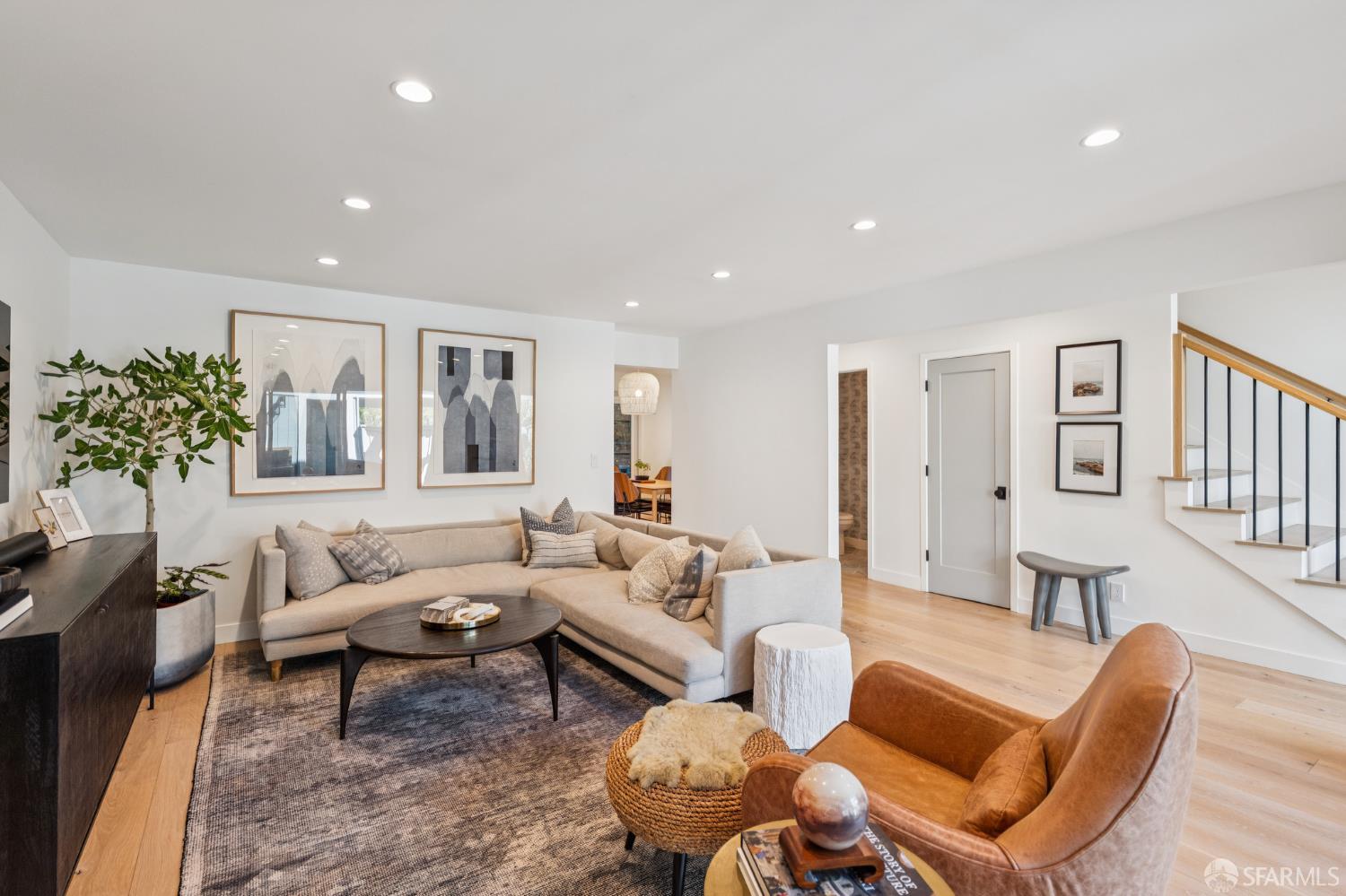 Detail Gallery Image 1 of 34 For 1130 Continentals Way, Belmont,  CA 94002 - 3 Beds | 2/1 Baths
