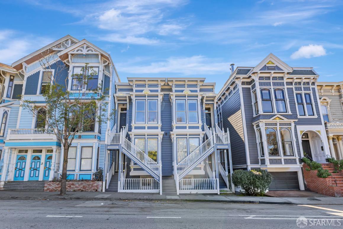Photo #2: 425060983 Listing 