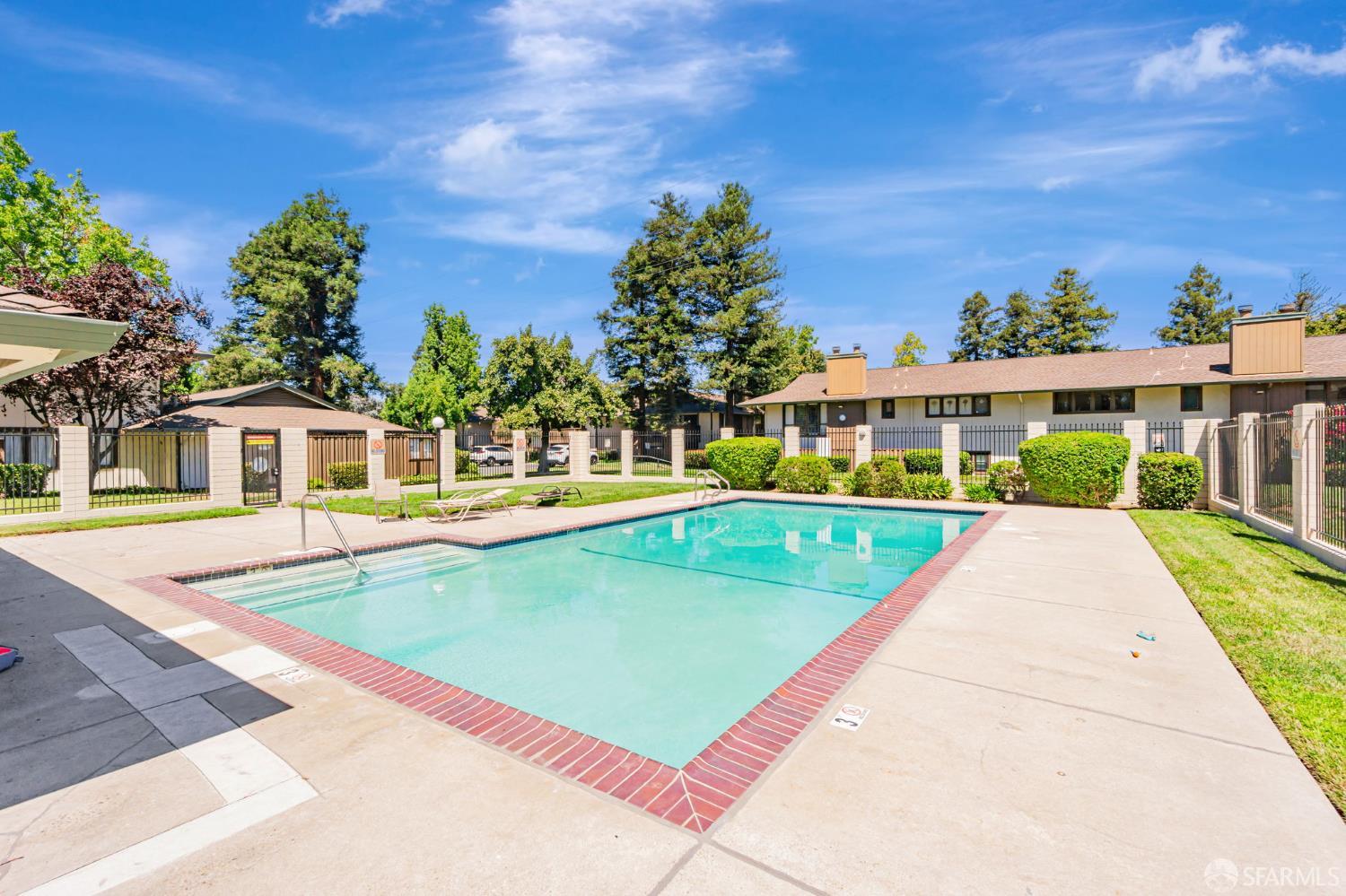 Detail Gallery Image 30 of 32 For 2415 Starlight Ln #155,  Antioch,  CA 94509 - 2 Beds | 2 Baths