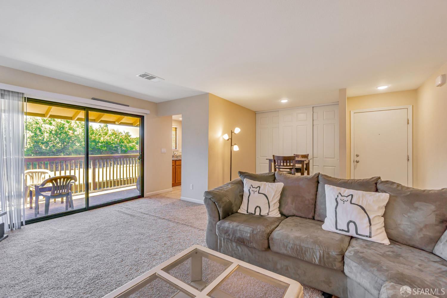 Detail Gallery Image 4 of 32 For 2415 Starlight Ln #155,  Antioch,  CA 94509 - 2 Beds | 2 Baths