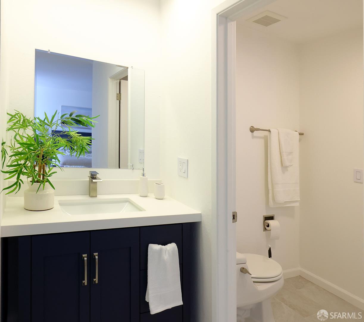 Detail Gallery Image 9 of 17 For 38500 Paseo Padre Pkwy #306,  Fremont,  CA 94536 - 2 Beds | 1 Baths