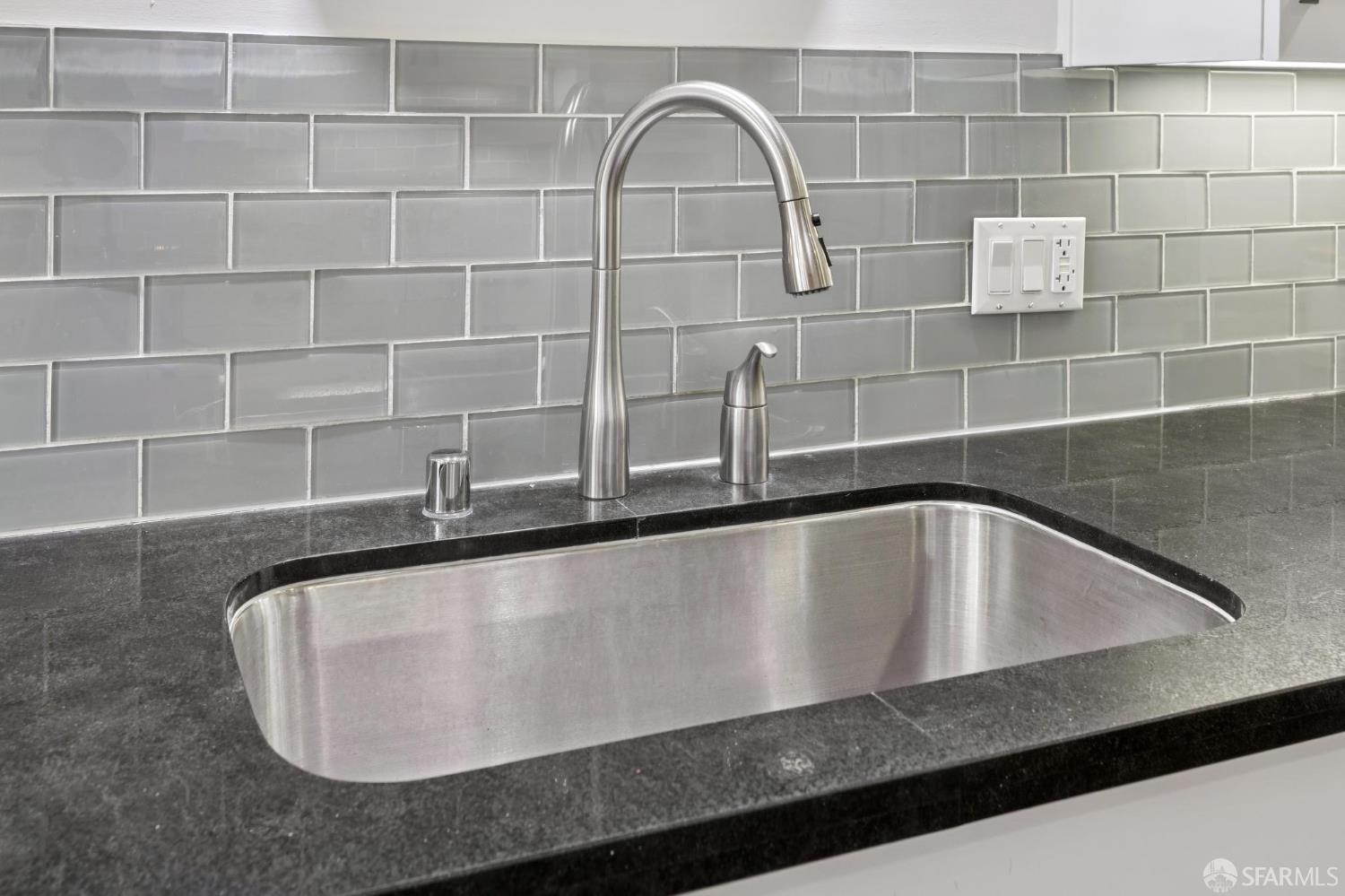 Detail Gallery Image 25 of 74 For 783 23rd Ave, San Francisco,  CA 94121 - 4 Beds | 3/1 Baths