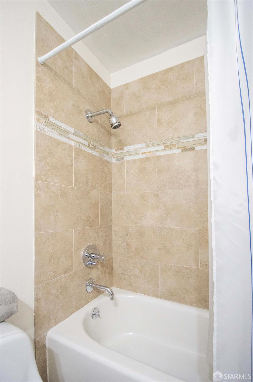 Detail Gallery Image 10 of 15 For 135 Red Rock Way 106l,  San Francisco,  CA 94131 - 0 Beds | 1 Baths