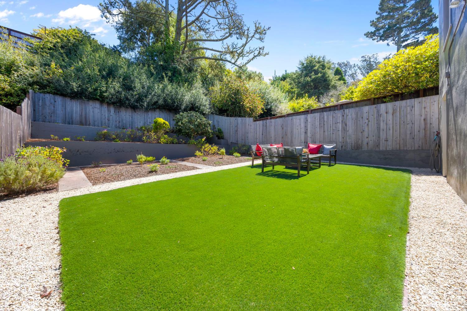 Detail Gallery Image 28 of 51 For 57 Dellbrook Ave, San Francisco,  CA 94131 - 3 Beds | 3 Baths